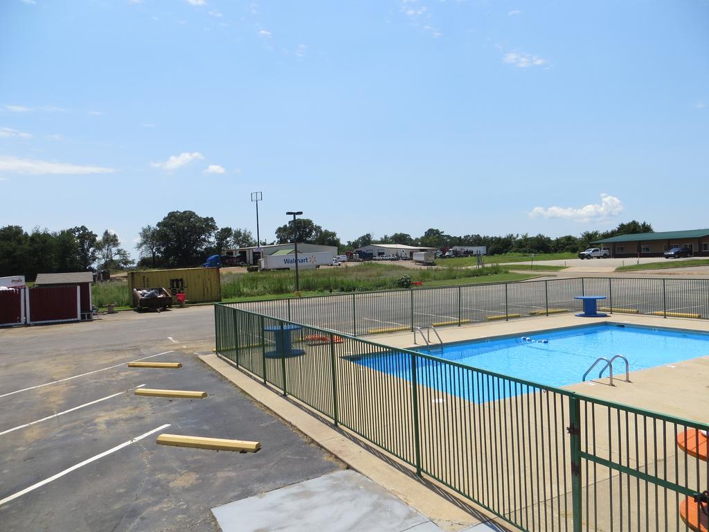 Americas Best Value Inn Ozark Eksteriør billede