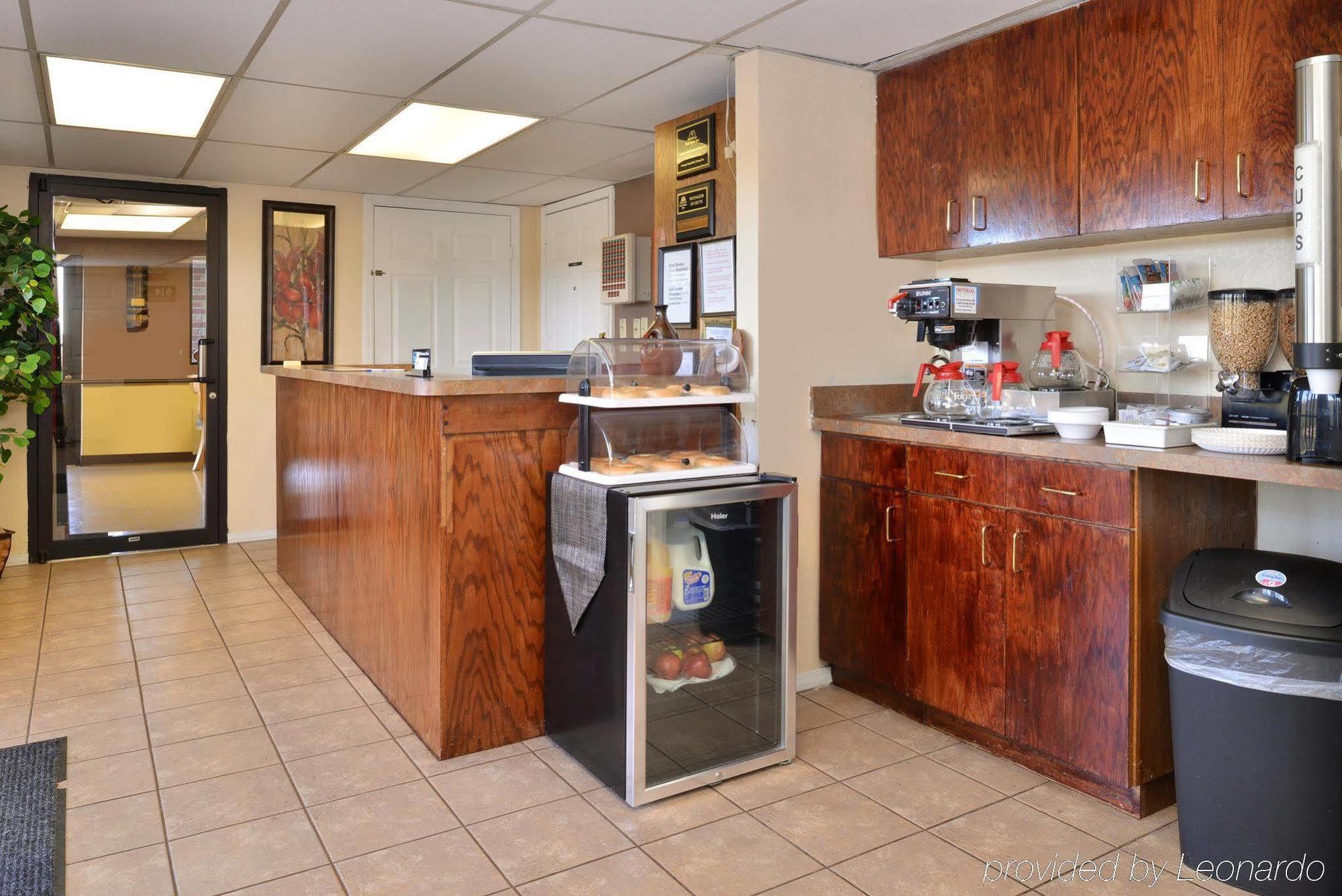 Americas Best Value Inn Ozark Eksteriør billede
