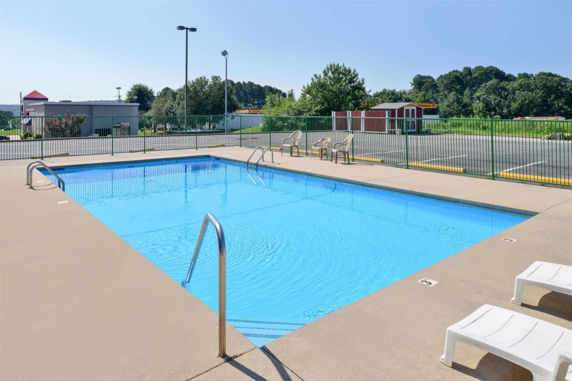 Americas Best Value Inn Ozark Eksteriør billede